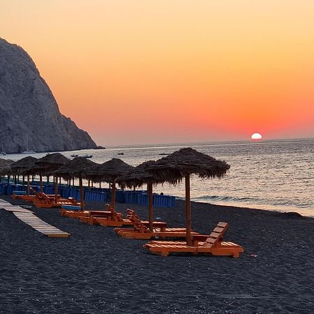 Santorini Pleasure Studios Fira  Luaran gambar