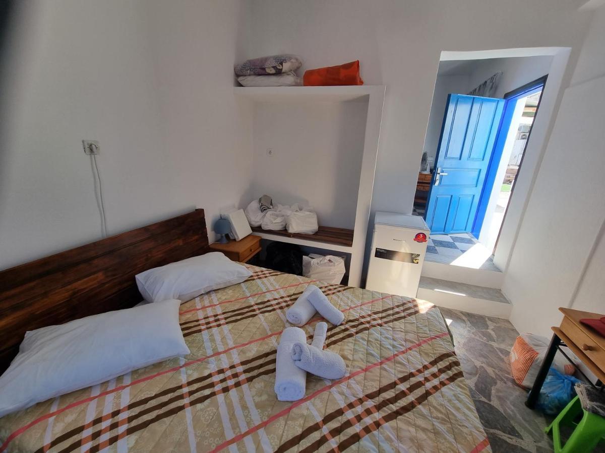 Santorini Pleasure Studios Fira  Luaran gambar